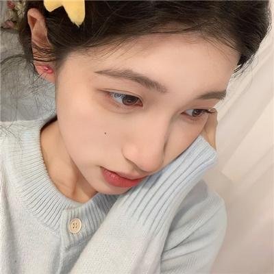 拉莉萨